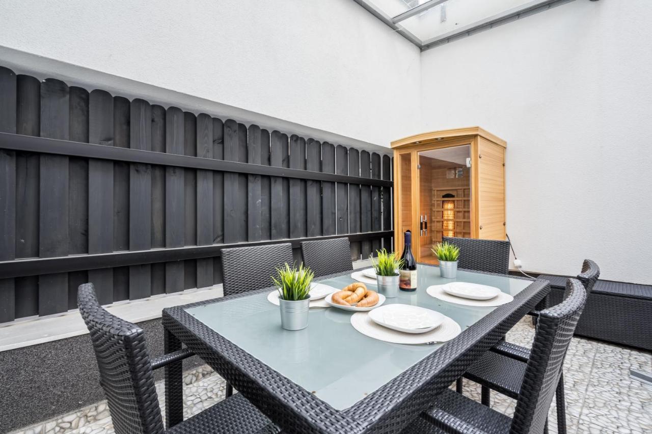 Bpr Elite - Sky Terrace Apartment